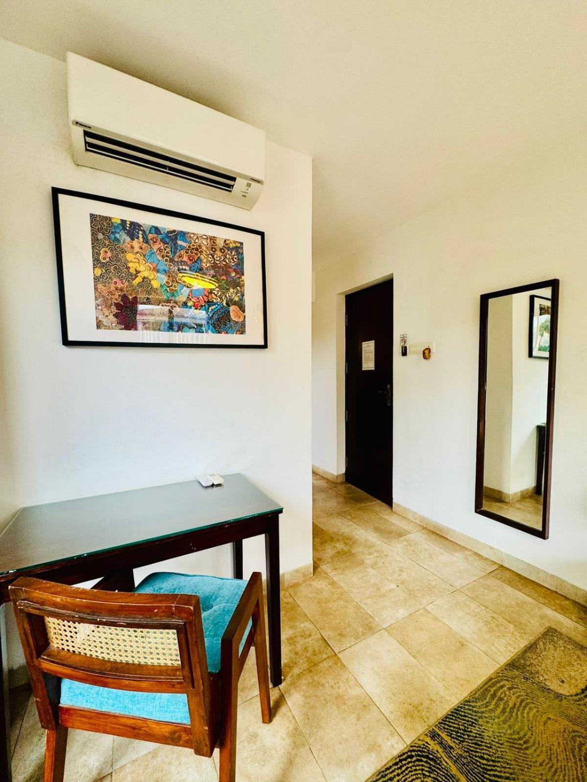 Half Hotel, Calangute Luaran gambar